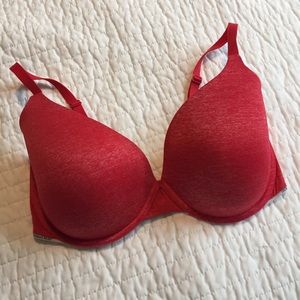 36DDD Red Victoria’s Secret Tee-Shirt Bra
